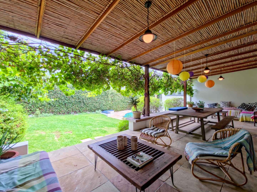 To Let 4 Bedroom Property for Rent in Oranjezicht Western Cape